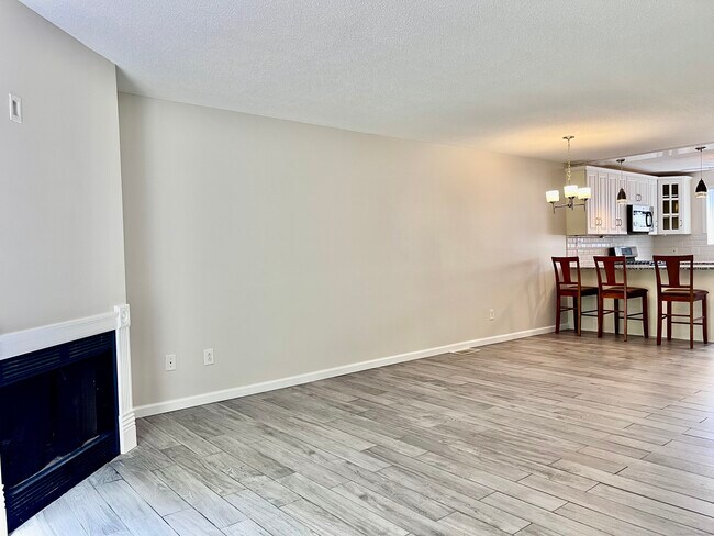 Foto del edificio - 158 Paddock Ave