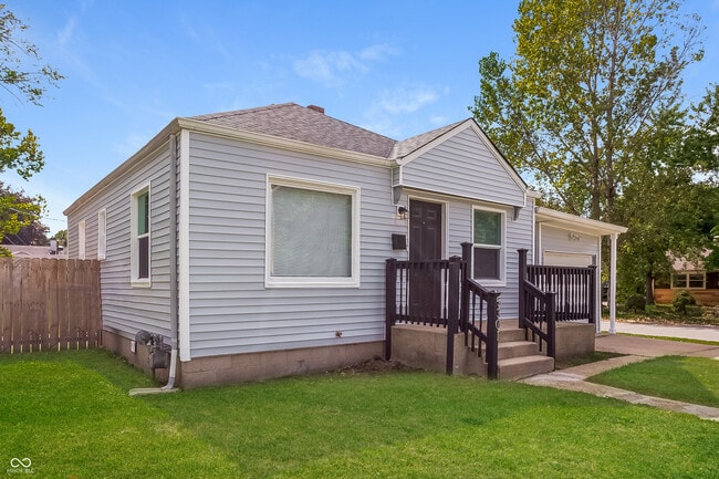 Building Photo - 5301 E 19th Pl
