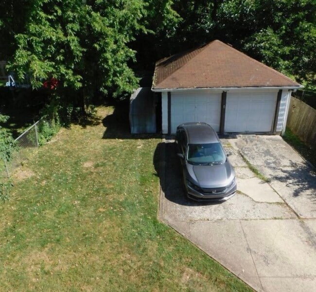 Photo - 4370 St Lawrence Ave House