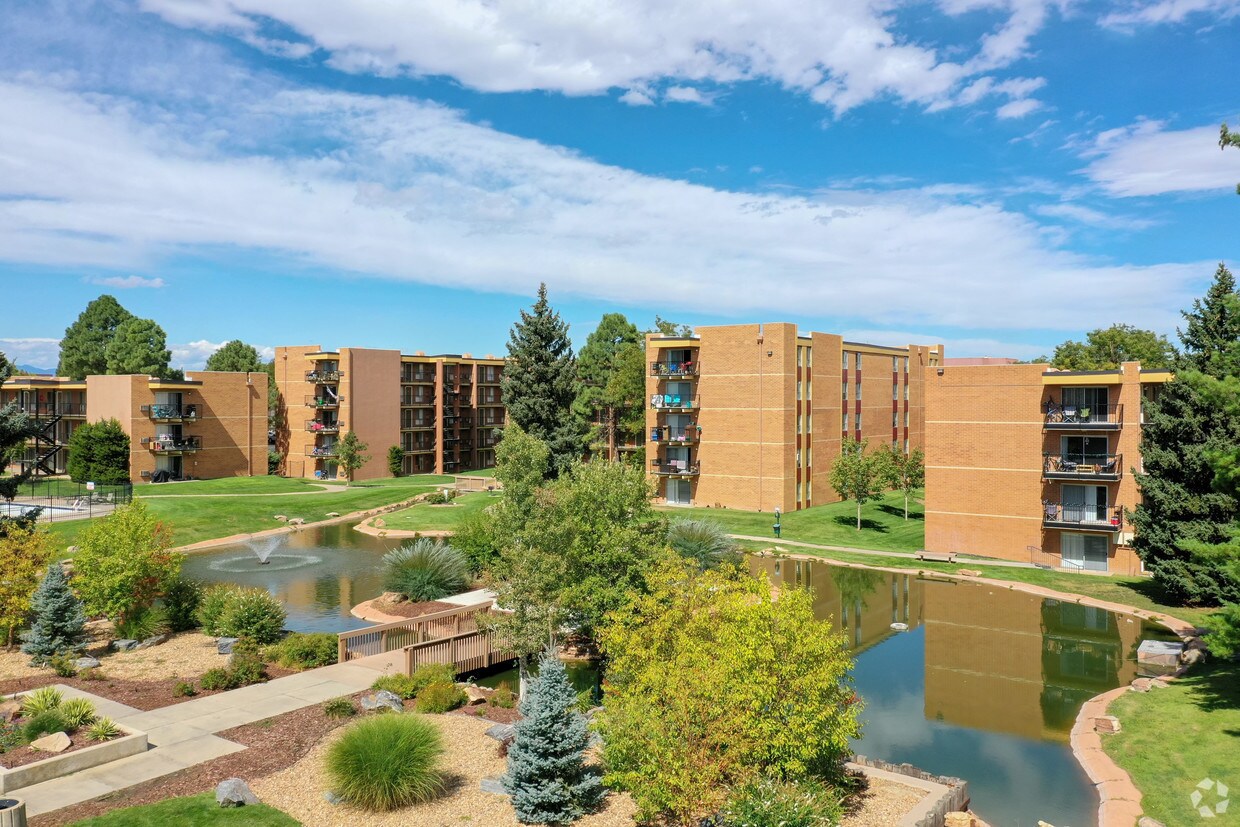 Monaco Lakes CLO Apartments Denver, CO