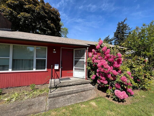 Foto del edificio - Quaint 2-Bedroom Ranch in Established Neig...