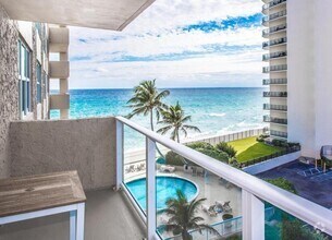 Building Photo - 5440 N Ocean Dr