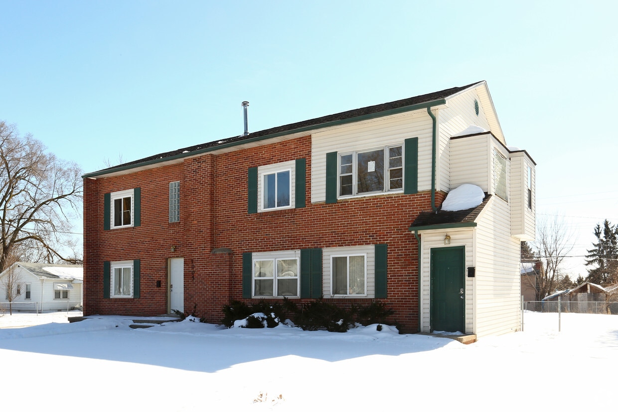 Primary Photo - 754 1st Ave