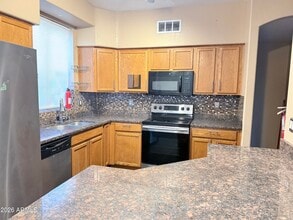 Building Photo - 3133 E Kristal Way