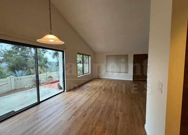 Building Photo - 291 Fairlee Ln