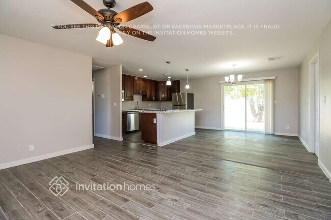 Foto del edificio - 1562 W Carol Ave