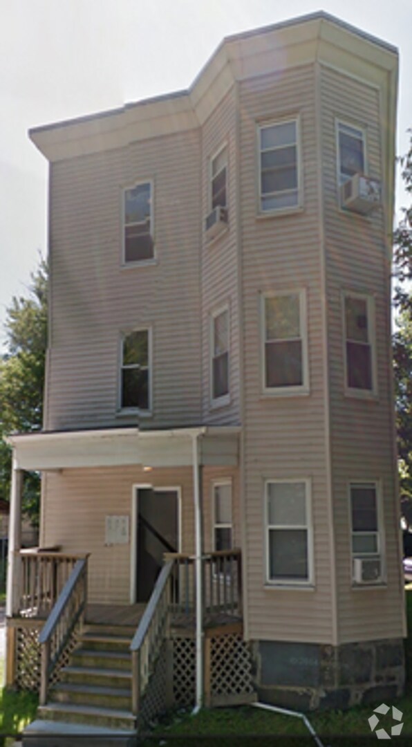 Building Photo - 62 Torrey St