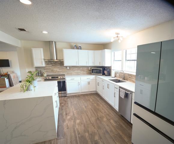 Foto del edificio - 4862 Dunlap Dr
