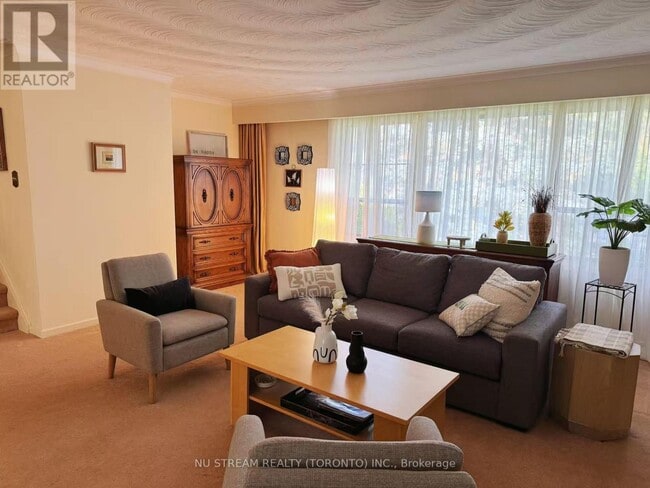 Building Photo - 14 Whitelock Crescent