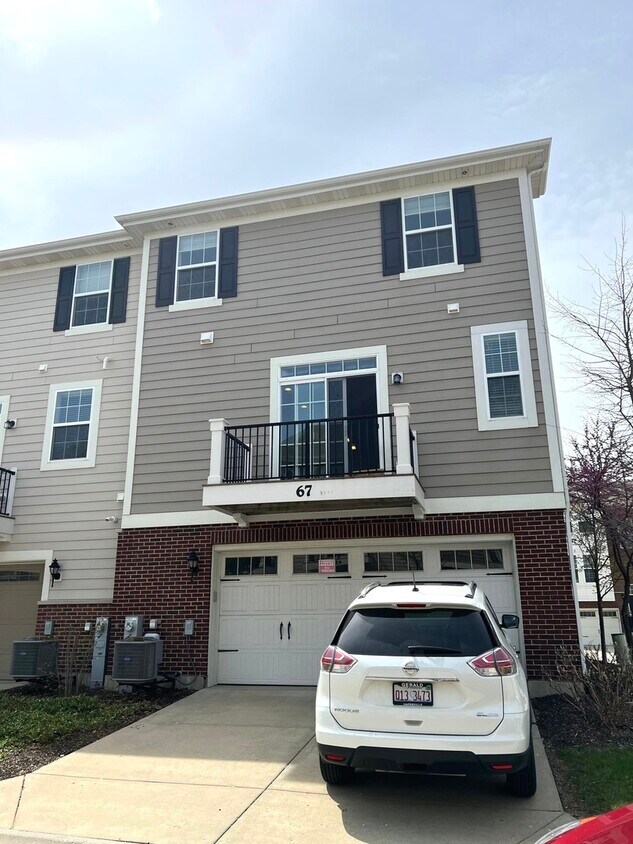 67 Marcel Ln, Schaumburg, IL 60194 Townhome Rentals in Schaumburg IL