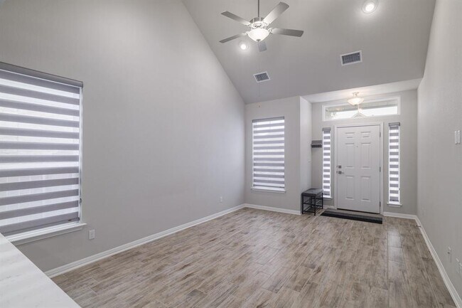 Foto del edificio - 4001 Birdwatch Loop