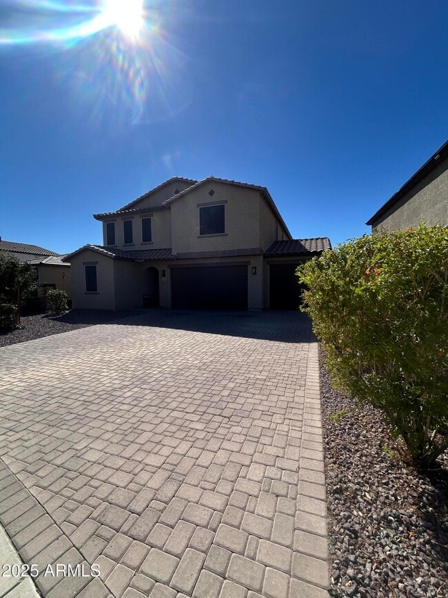 Foto del edificio - 25930 N Thornhill Dr