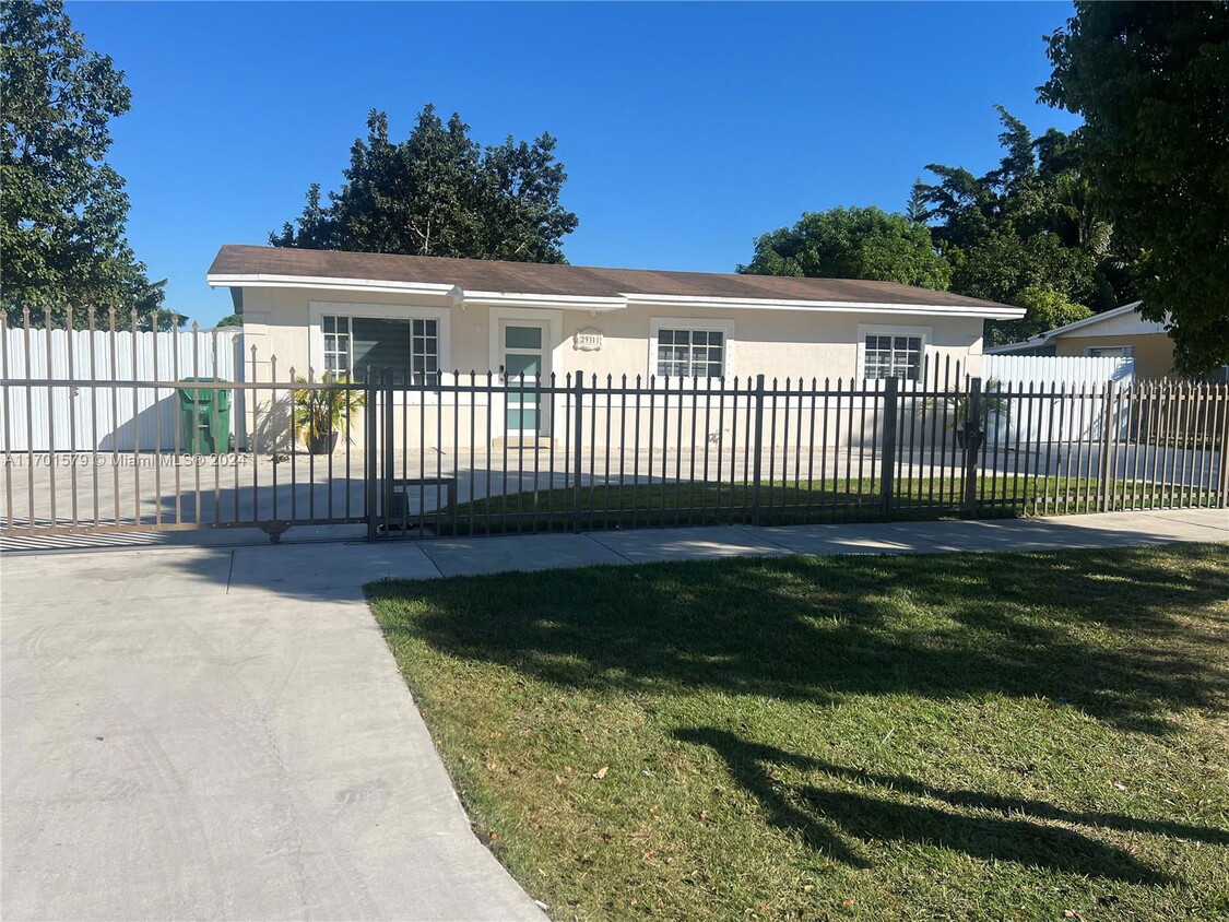 Foto principal - 29311 SW 147th Ave