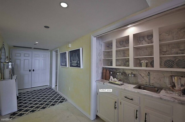 Foto del edificio - 3 br, 3 bath Condo - 2680 Orange Ave Apt H