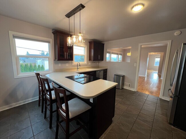 Foto del edificio - 2416 E 11th St