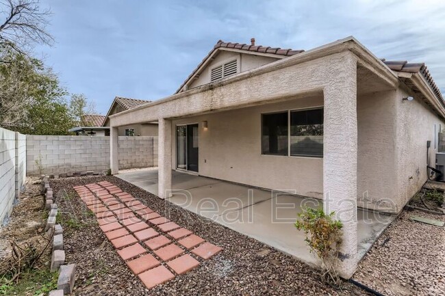 Building Photo - 2128 Hidden Ranch Terrace