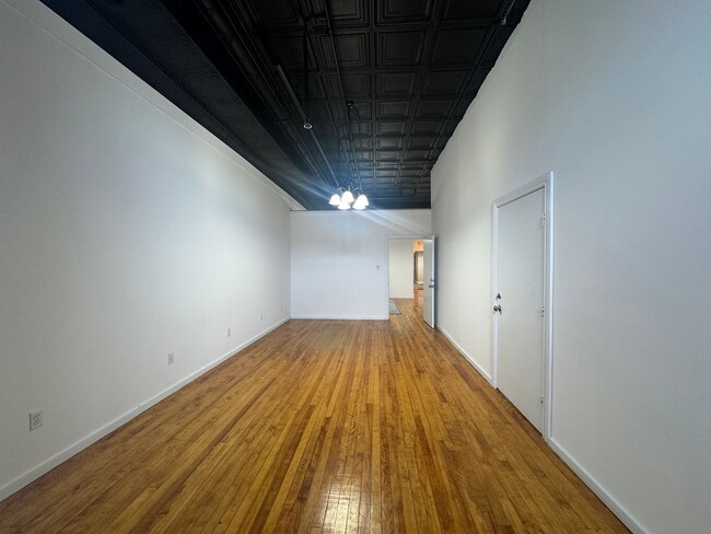 Building Photo - 171 Genesee St