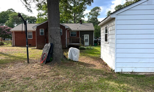 Building Photo - 212 Stuttaford Drive
