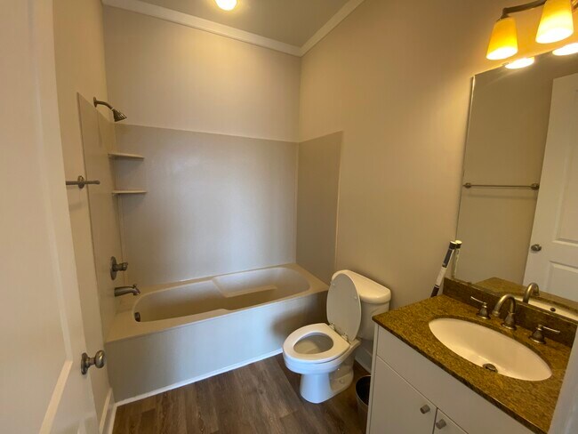 Foto del edificio - 1221 Bower Pky