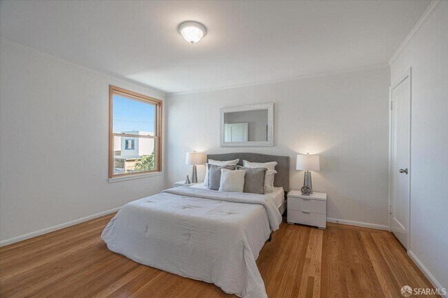 Foto del edificio - 1678 43rd Ave
