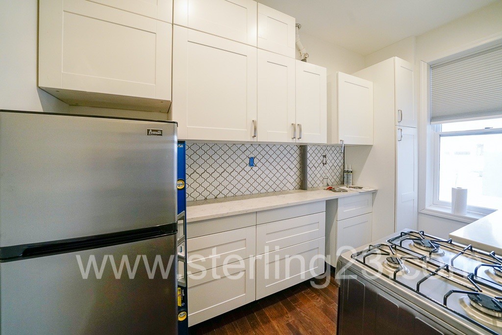 Foto principal - 23-38 31st Ave