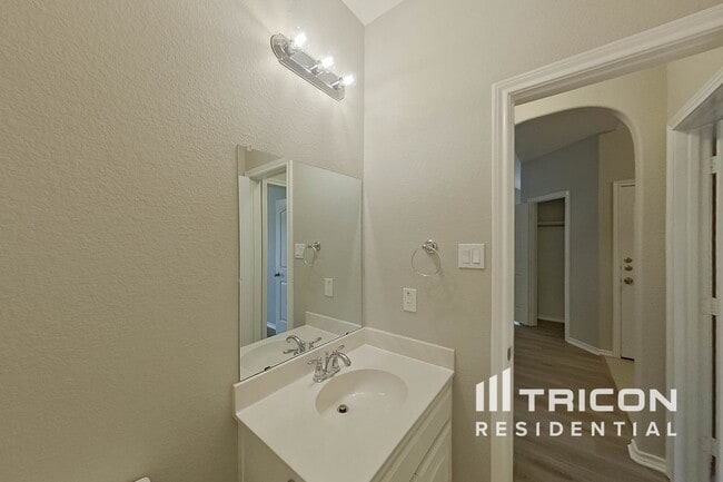 Building Photo - 1413 Melanie Trail