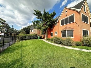 Building Photo - 5417 Ennis St