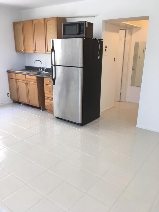 main room - 60 Market St