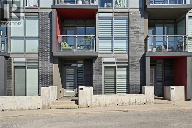 Building Photo - 5260 Dundas St