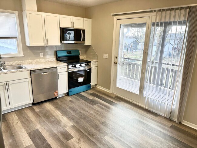 Foto del edificio - ? Beautifully Updated Home in Hummingbird Hill ?