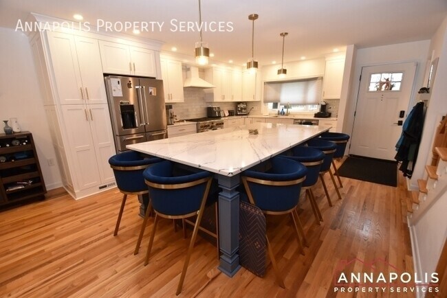 Building Photo - 1206 Cedar Park Rd