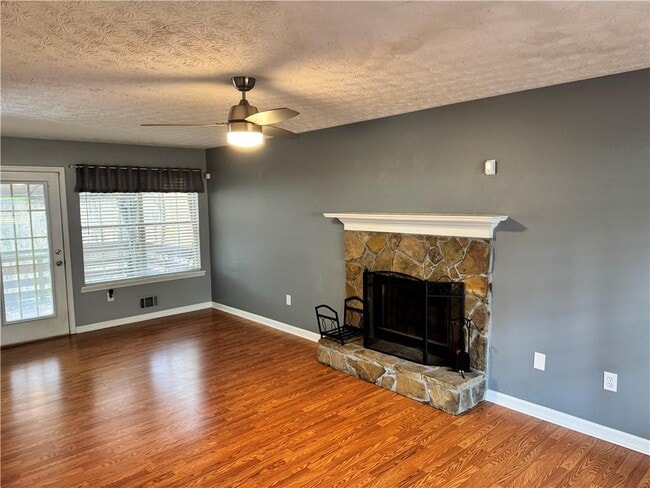 Building Photo - 3285 Rockwalk Terrace