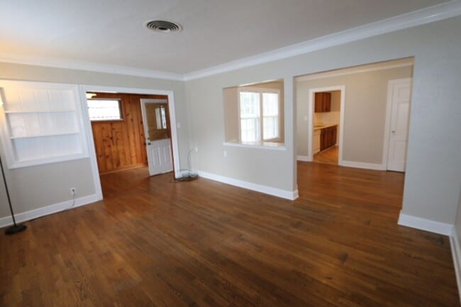 Building Photo - 3594 Kearney Ave
