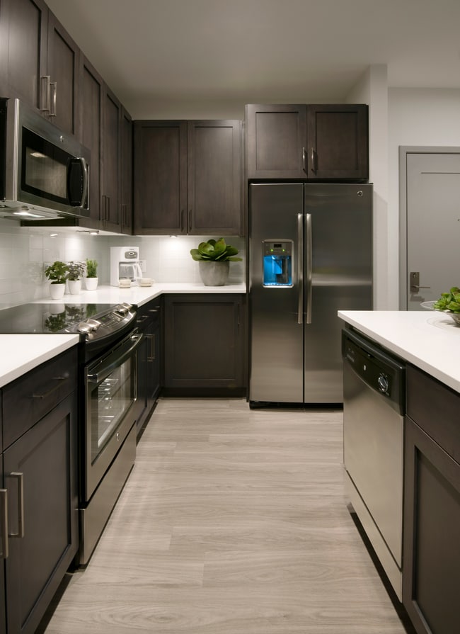 Building Photo - Nexa