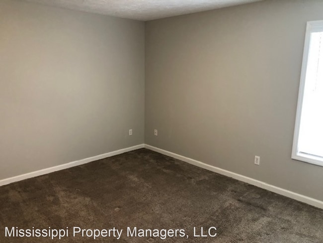 Building Photo - 3 br, 2 bath House - 469 Pritchard Circle