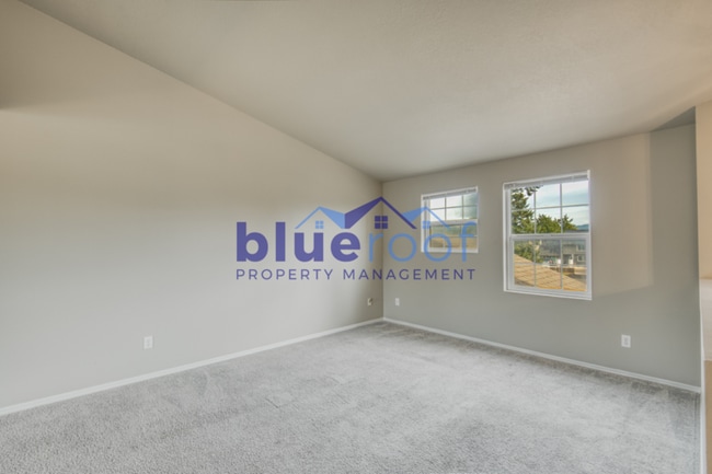 Foto del edificio - 615 N Elliott Rd