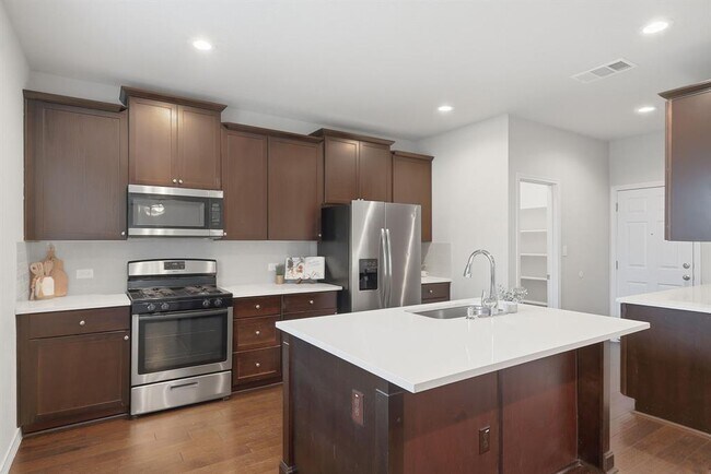 Building Photo - 5965 Malta Cir