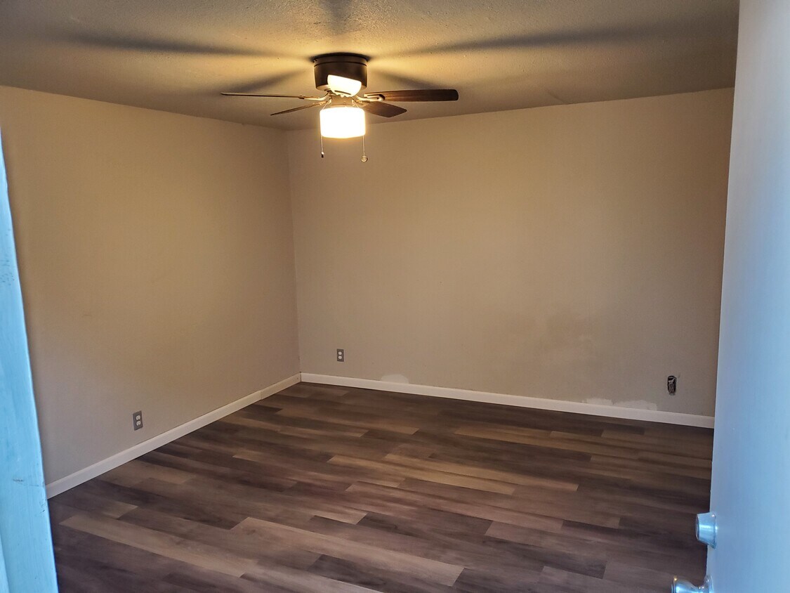 Building Photo - 505 Washington Ave