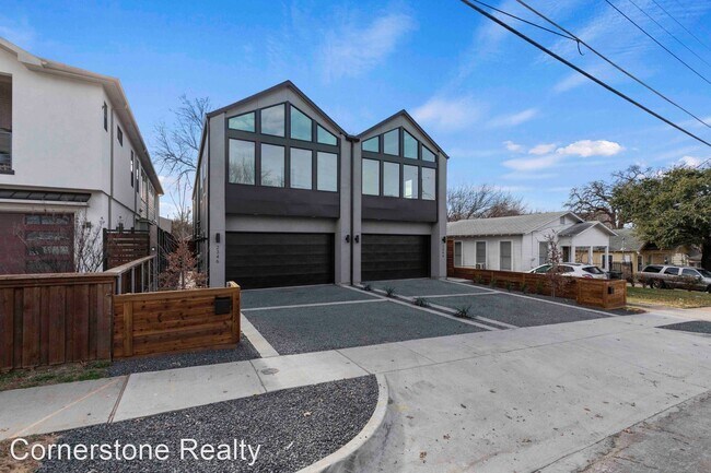 Building Photo - 3 br, 2.5 bath House - 2346 Hondo Ave