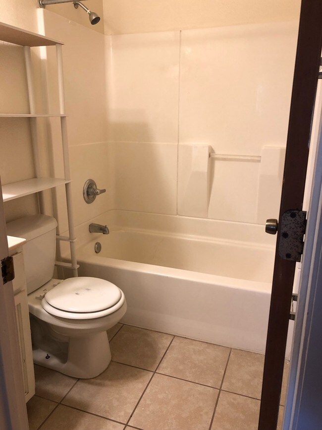 Building Photo - 2505 Pecan Drive, Unit D