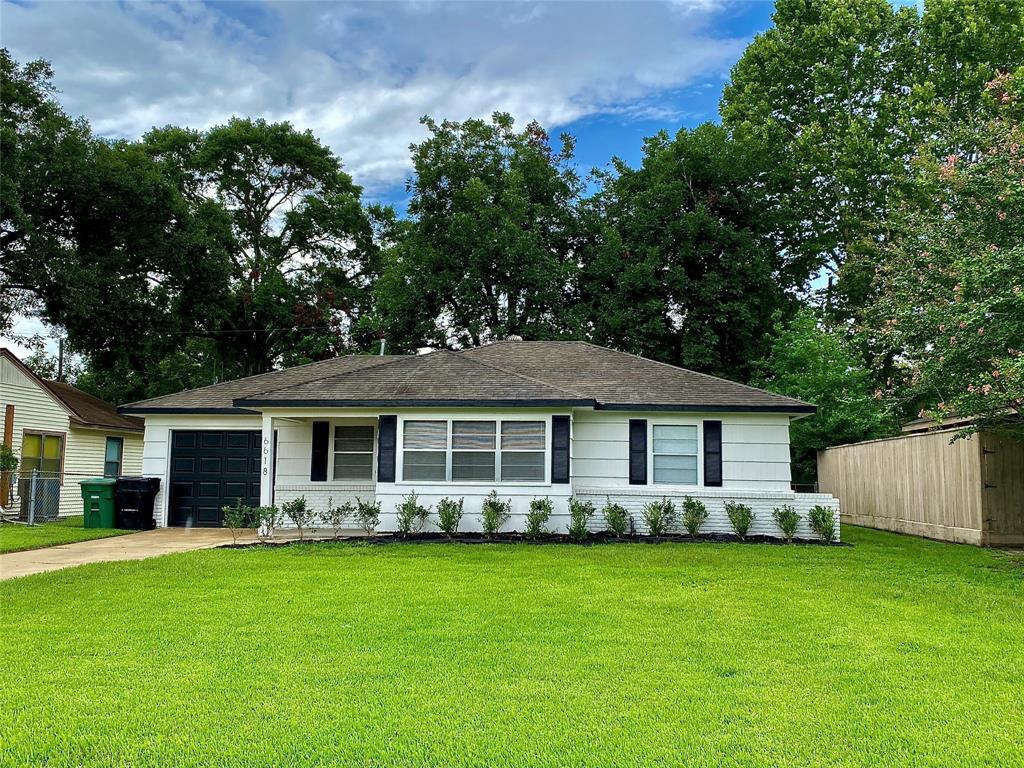Primary Photo - 6618 Housman