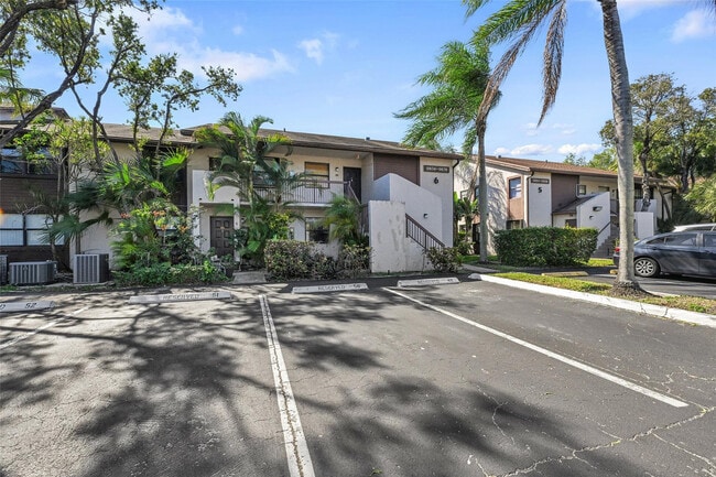 Building Photo - 9866 Nob Hill Ct