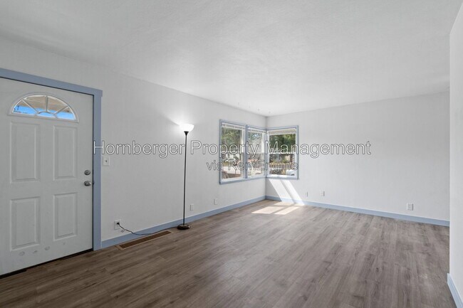 Foto del edificio - 10106 N Wesley St