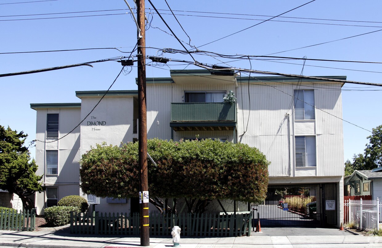 Foto del edificio - 3050 Fruitvale Ave