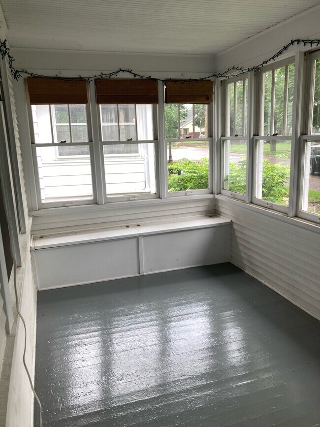 Porch - 1252 6th St E