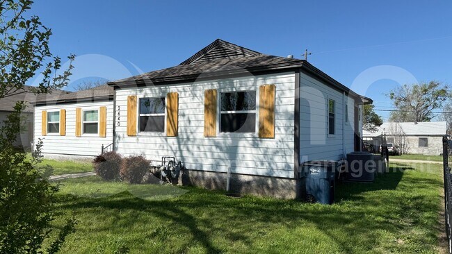 Foto del edificio - 2640 Berryhill Dr