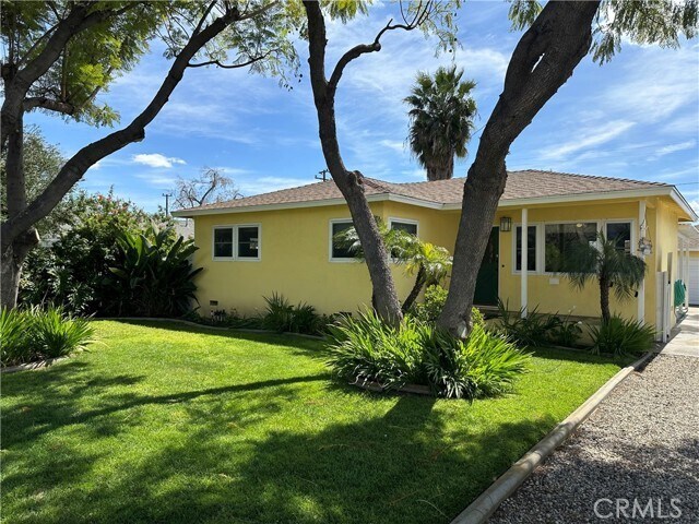 Foto del edificio - 4981 Lincoln Ave