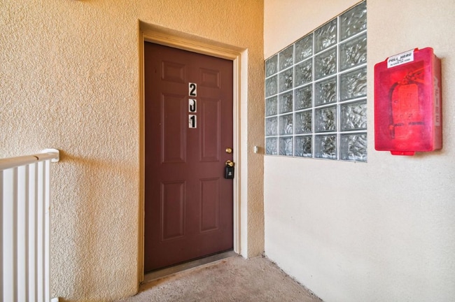 Photo - 6412 Cypressdale Dr Apartment