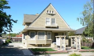Primary Photo - Fourplex