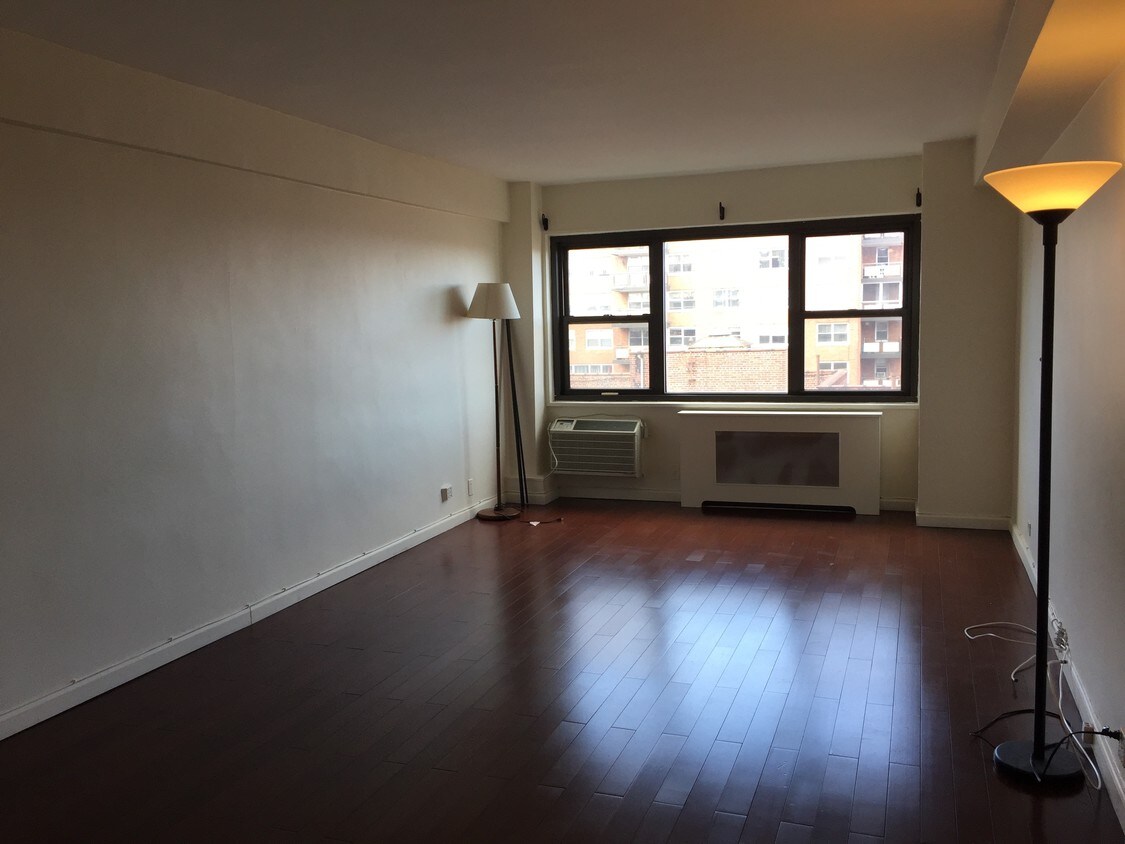 Primary Photo - 109-33 71st Rd